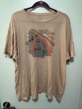 Torrid short sleeve shirt size 00